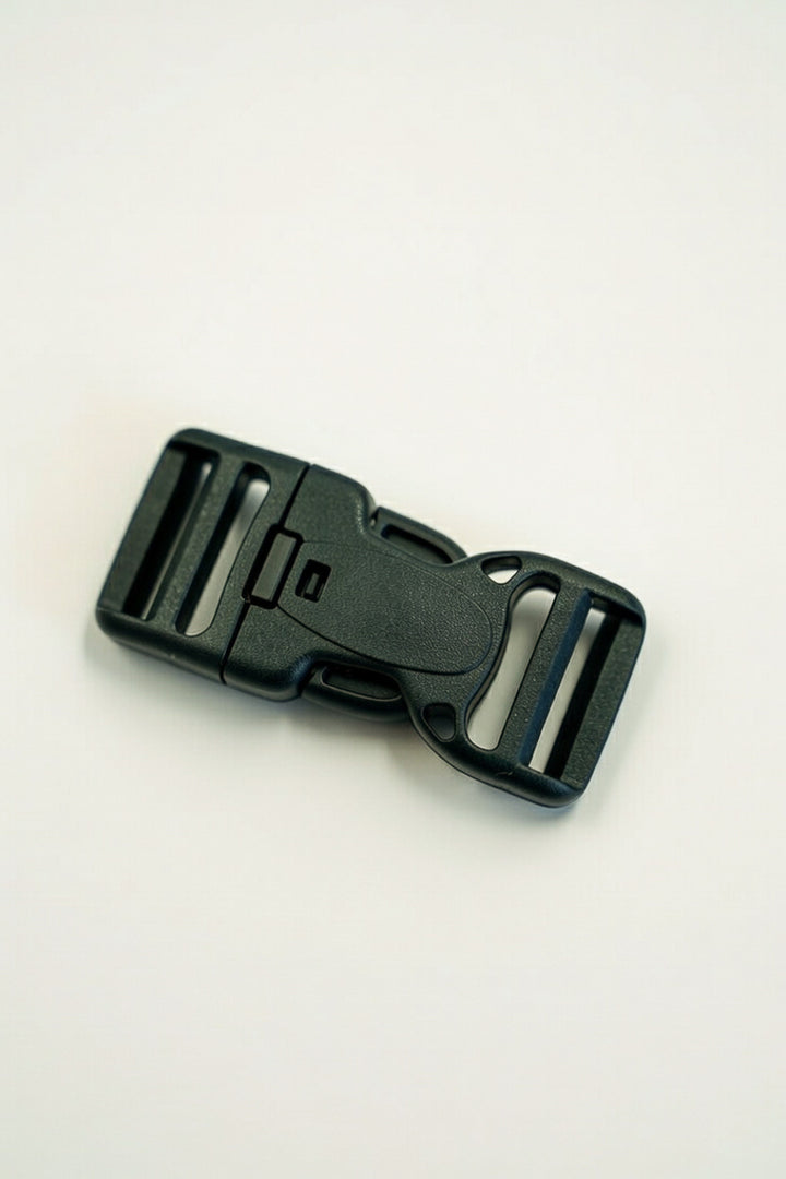Schnalle mit Sicherheitsknopf 25mm schwarz