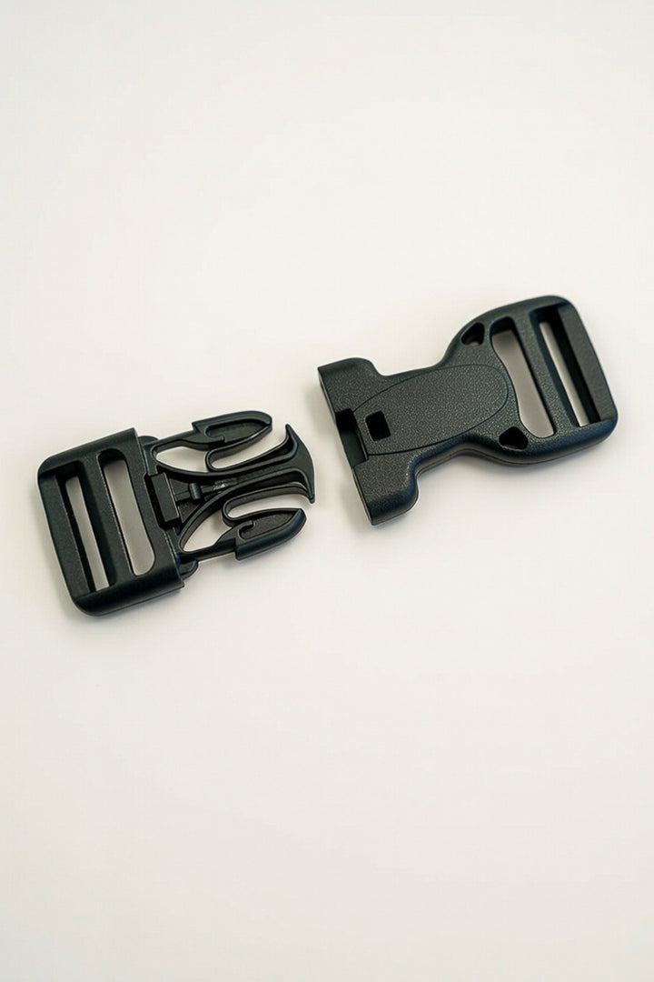 Schnalle mit Sicherheitsknopf 25mm schwarz